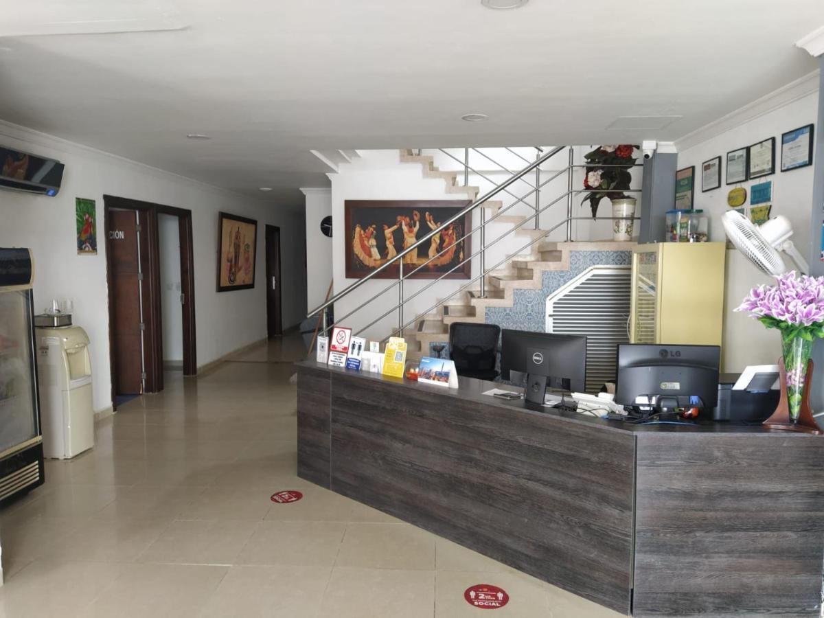 Hotel La Casa 1 Montería Екстериор снимка