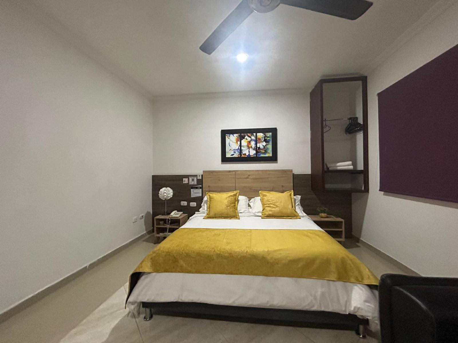 Hotel La Casa 1 Montería Екстериор снимка
