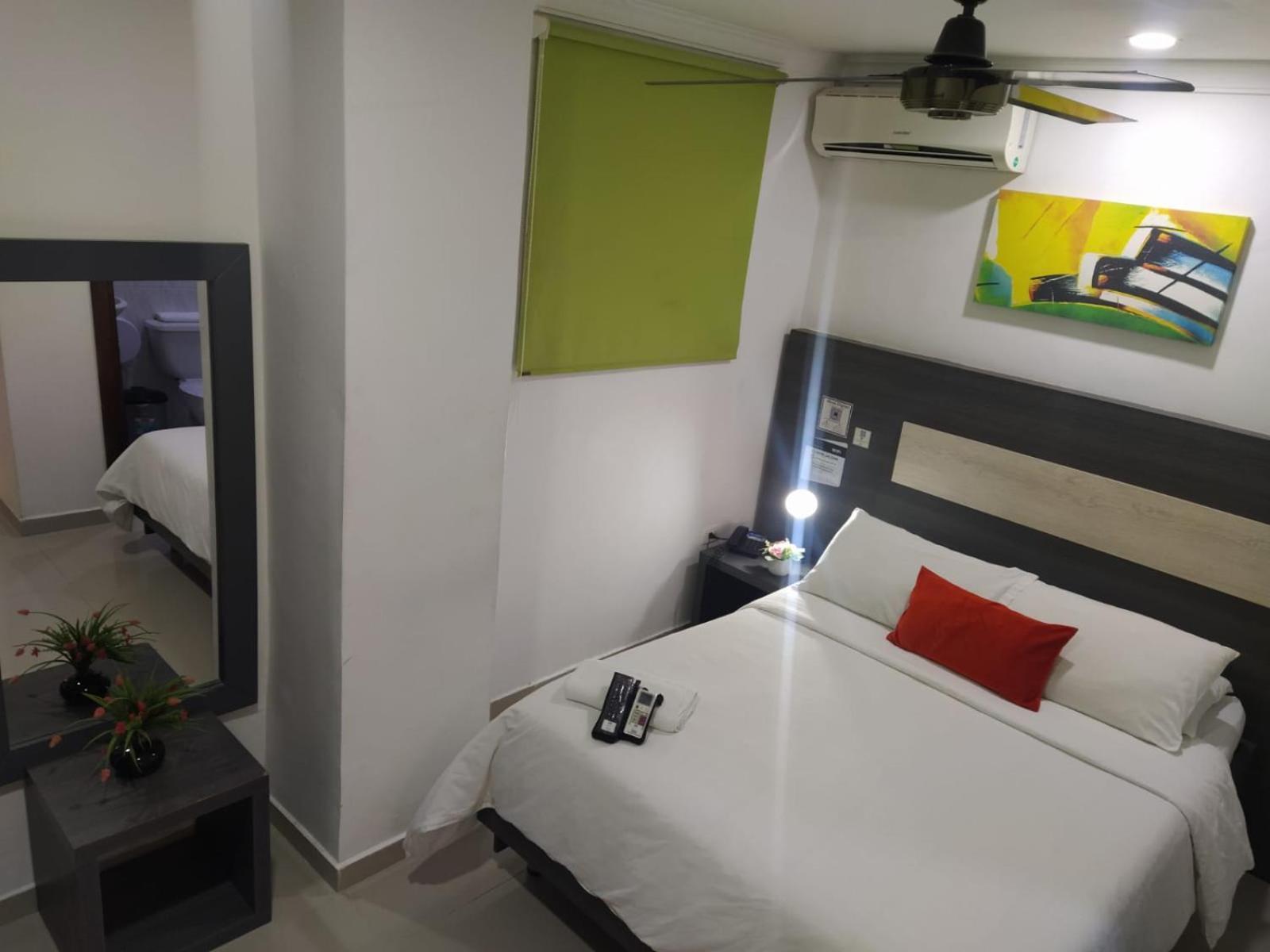 Hotel La Casa 1 Montería Екстериор снимка