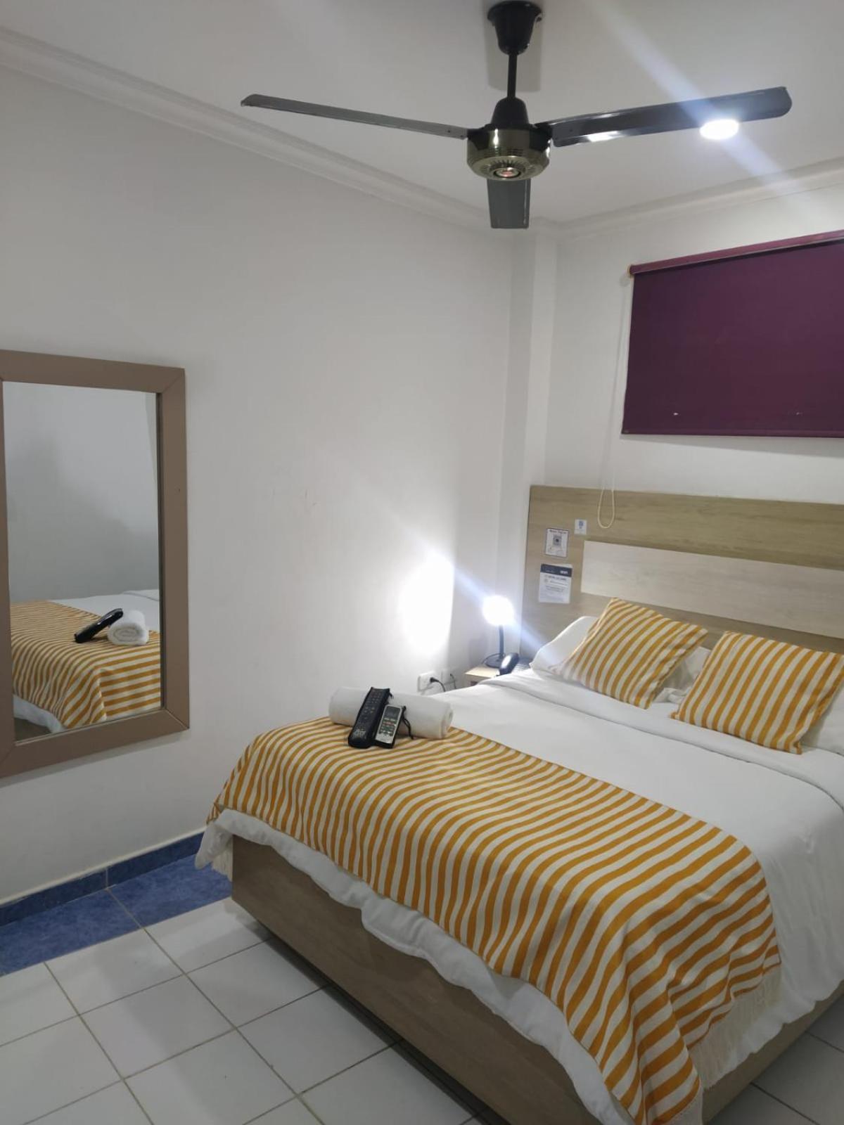 Hotel La Casa 1 Montería Екстериор снимка